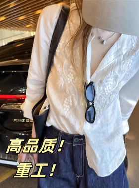 苎麻刺绣重工艺衬衫 2025老钱风正肩白色长袖清冷松弛感亚麻衬衣