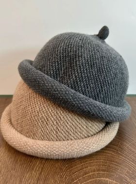 Men's and Women'sKnitted Melon Skin Hats Casual Berets Comfo