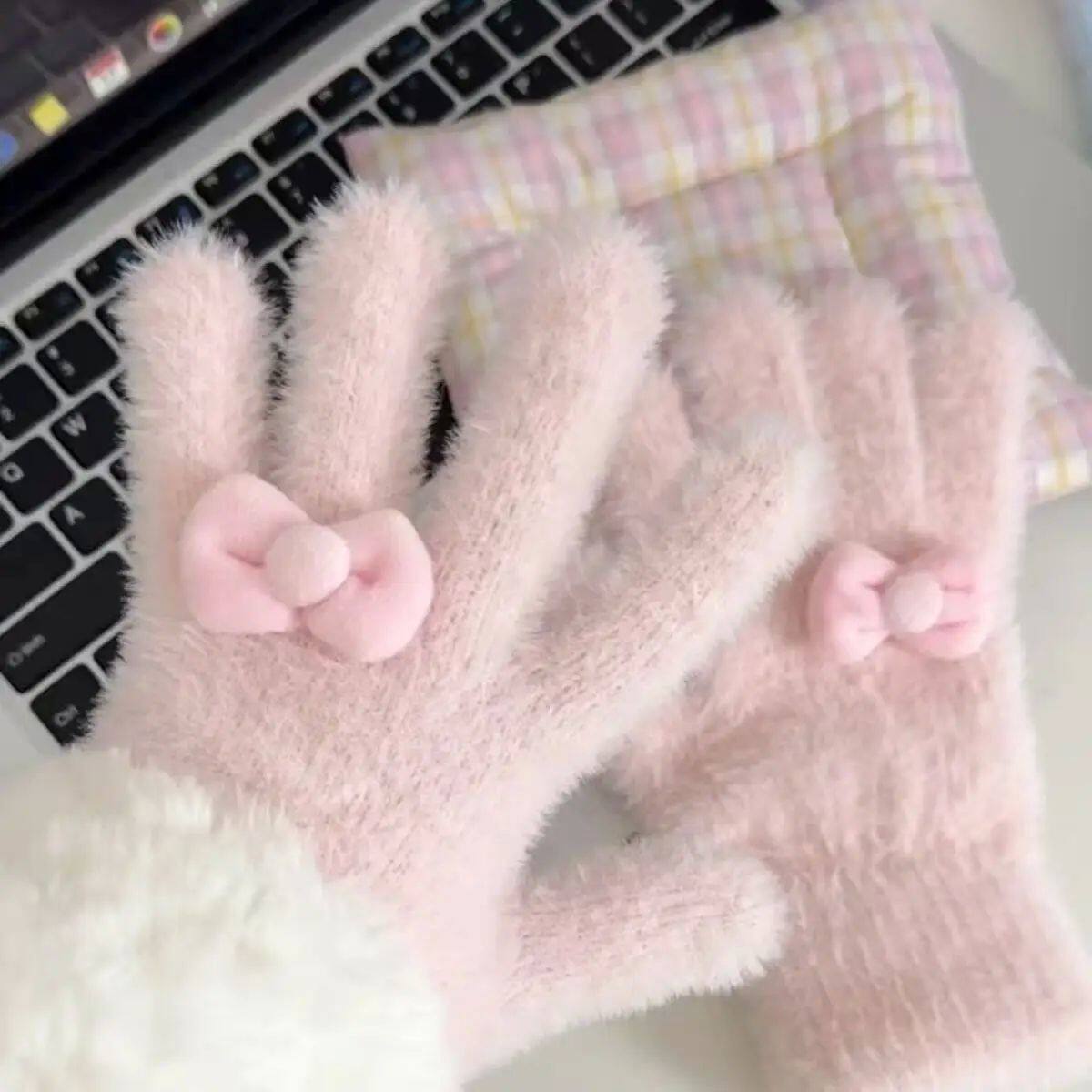 Plush  Cute Butterfly Knot Knitted Gloves for Women in Winte