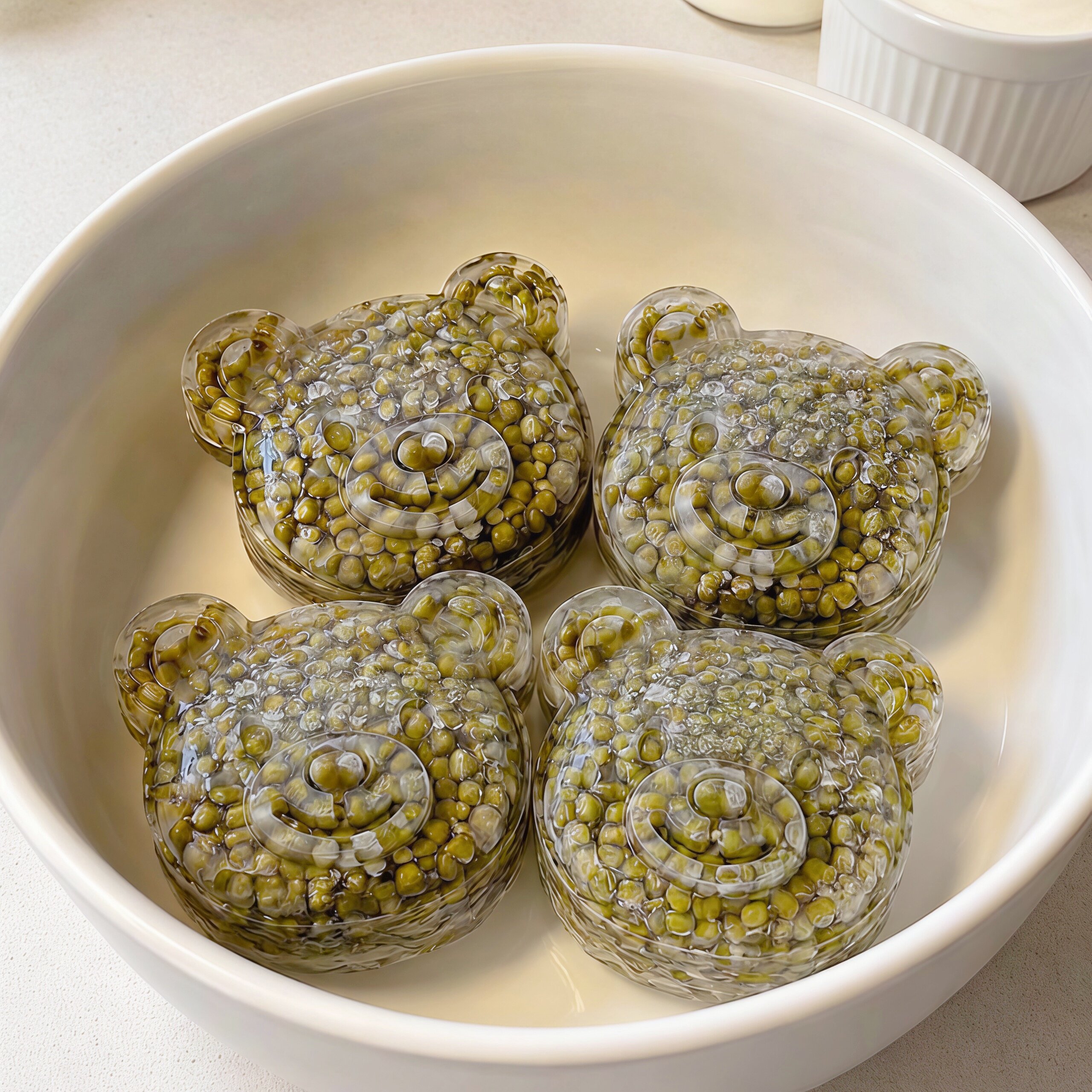 冰格冰盒食品级硅胶冷冻小分装盒小格红豆绿豆辅食冻肉分装杂粮饭