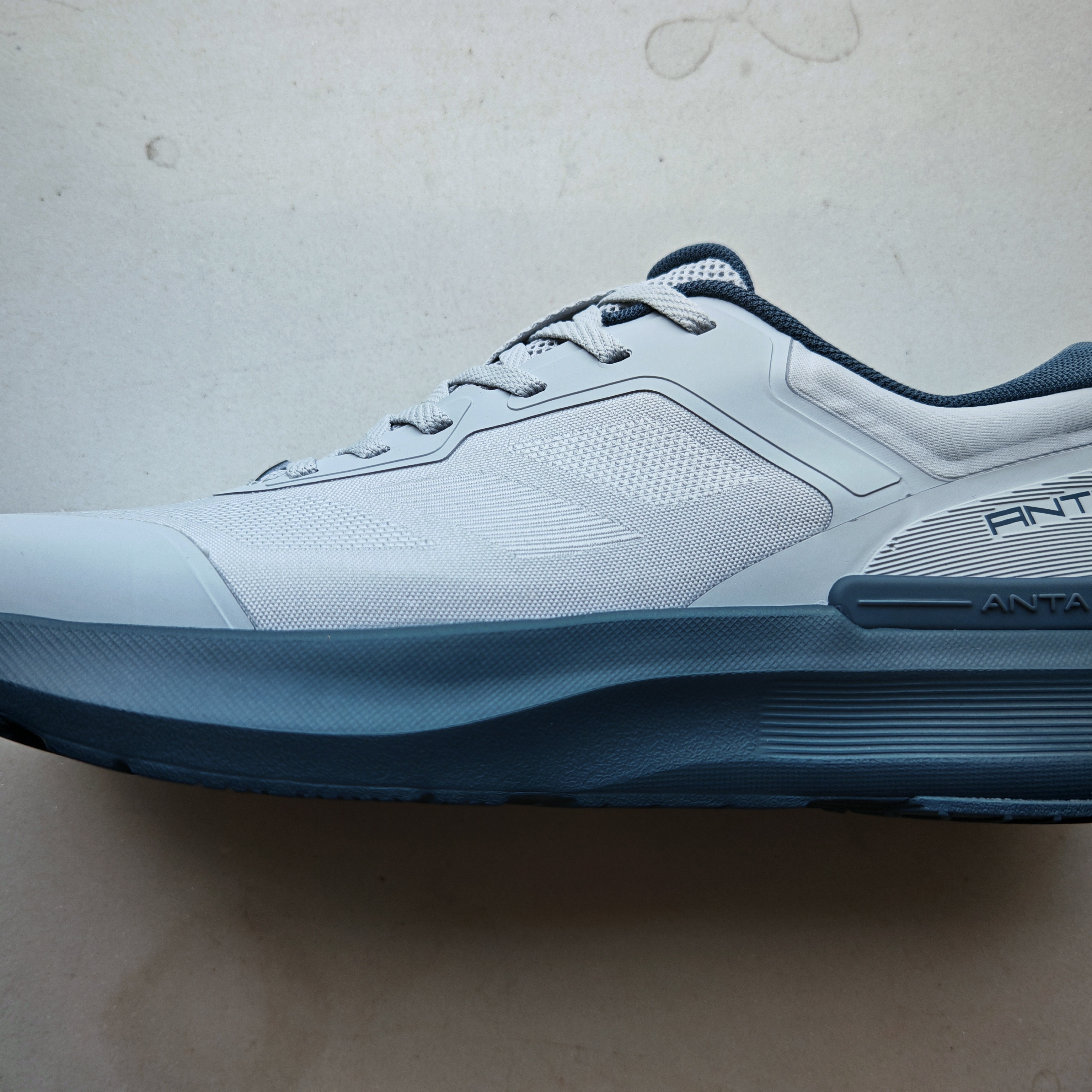 安踏正品神行11男鞋2025冬新款健身回弹跳绳综训运动鞋112547719R