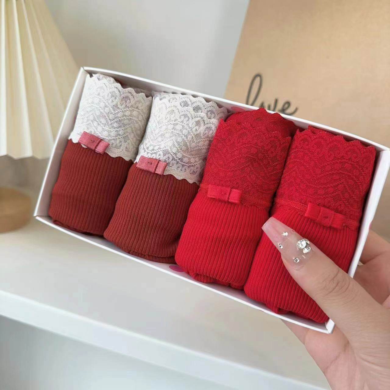 小兰裙本命年结婚大红螺纹棉透气中腰包臀三角内裤短裤女士3099,女士内衣/男士内衣/家居服,女三角裤,淘宝优惠券,粉丝福利购,淘宝优惠卷