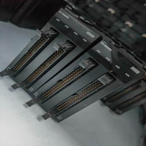 {雅致商行}基恩士KV-SH04PL  成色漂亮 功能包好 议价