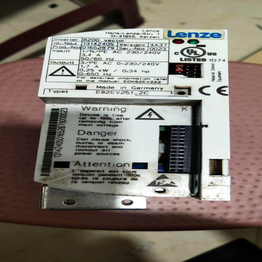 {雅致商行}伦茨变频器 E82EV251-2C拆机实物图片少端子