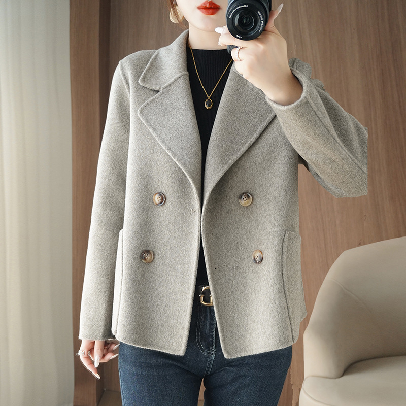 西装领双排扣短款通勤职场双面羊毛大衣正肩显瘦时尚新款西装外套