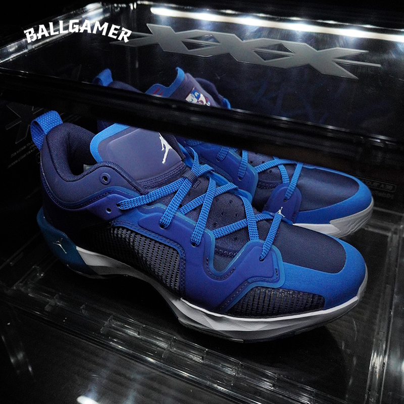 JORDAN AIRJORDAN 37LOW