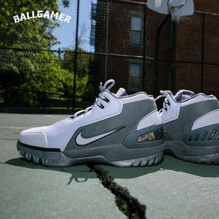 成都1仓 詹姆斯NIKE AIR ZOOM GENERATION詹姆斯实战篮球鞋