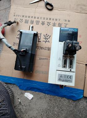 三菱伺服电机MR-J2S-70A电机HC-KFS73B 75议价