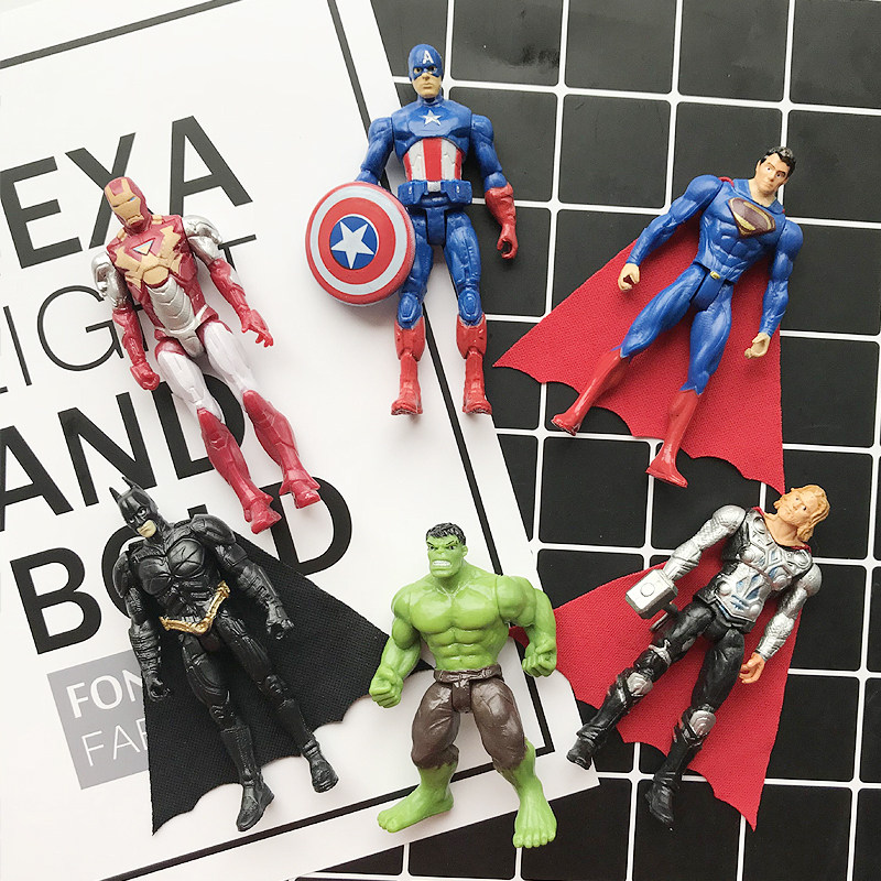 复仇者联盟 盲盒威漫英雄超人蝙蝠侠钢铁侠美队手办摆件模型玩具