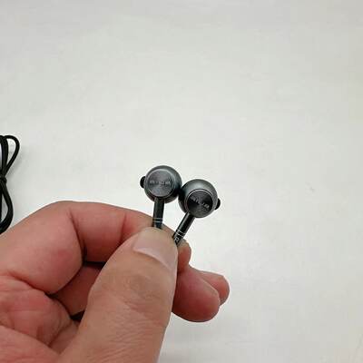 日本爱华入耳式HIFI有线耳机