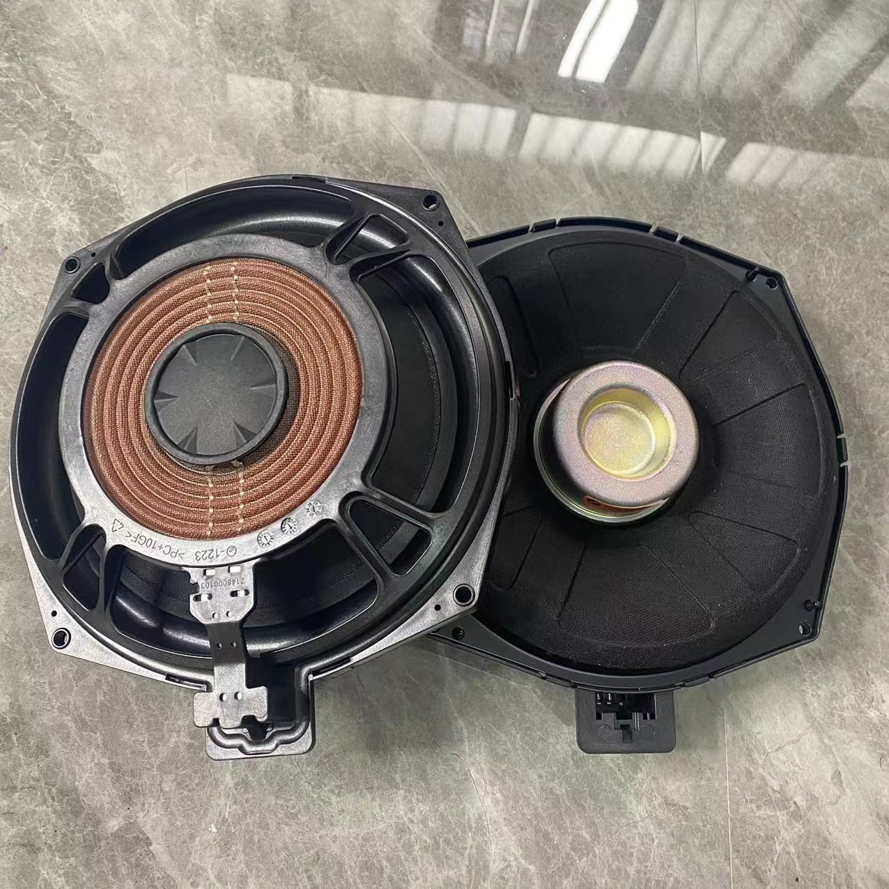 BMW宝马1系2系3系GT X3X5X6通用哈曼8寸低音喇叭箱体音响改装升级