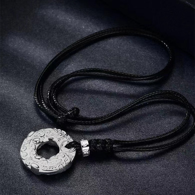 2025新款女轻奢设计高级感男款小众银项链男999纯银貔貅足银吊坠