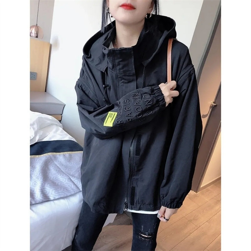 韩国2026秋新款外套女连帽冲锋衣小众女棒球服宽松休闲小个子夹克