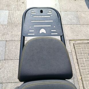 适用适配雅迪白鲨二代电动车尾箱尾架白鲨60/80短款支架储物货架