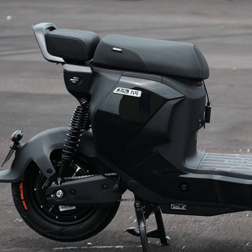 适用f2z110max短尾架Mz/Nz/Fz F90短尾后坐垫靠背坐垫尾架后扶手