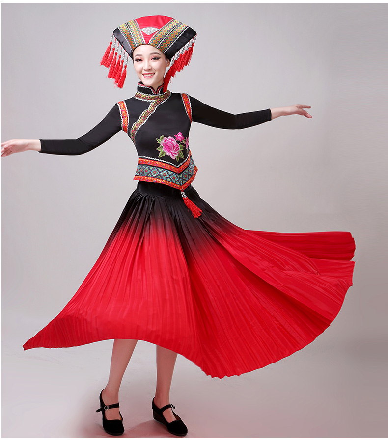 广西壮族少数民族舞蹈服