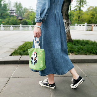 春夏帆布包印花水桶包熊猫花花周边时尚手提包成都文创特色纪念品