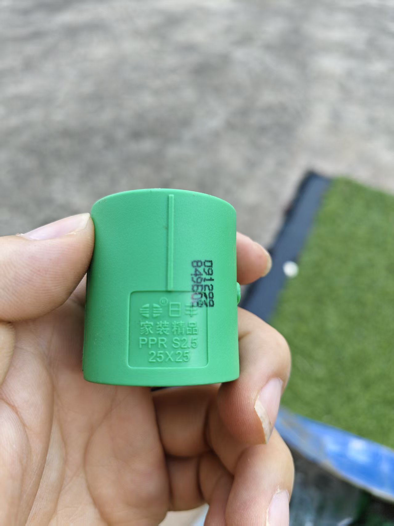 佛山日丰PPR4分绿色精品水管配件等经直接弯头三通热熔管件图片
