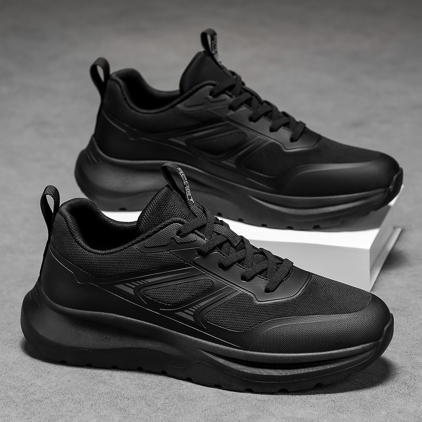 【大码男鞋加宽加肥休闲跑步鞋】