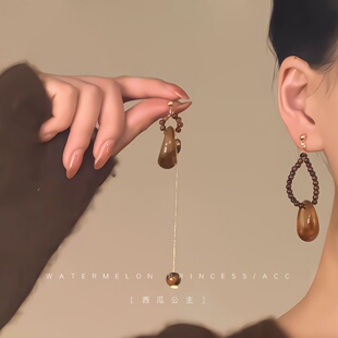 「深秋入夜」美拉德流苏耳环女高级感咖色复古风不对称秋冬款耳饰