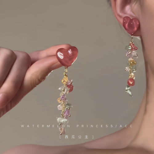 「Q糖爱心」夏日多巴胺耳环2025新款爆款高级感彩色流苏耳饰女
