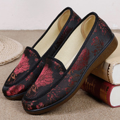 轻便防滑软底女单鞋 春秋老北京布鞋 加肥加宽平底休闲中老年妈妈鞋