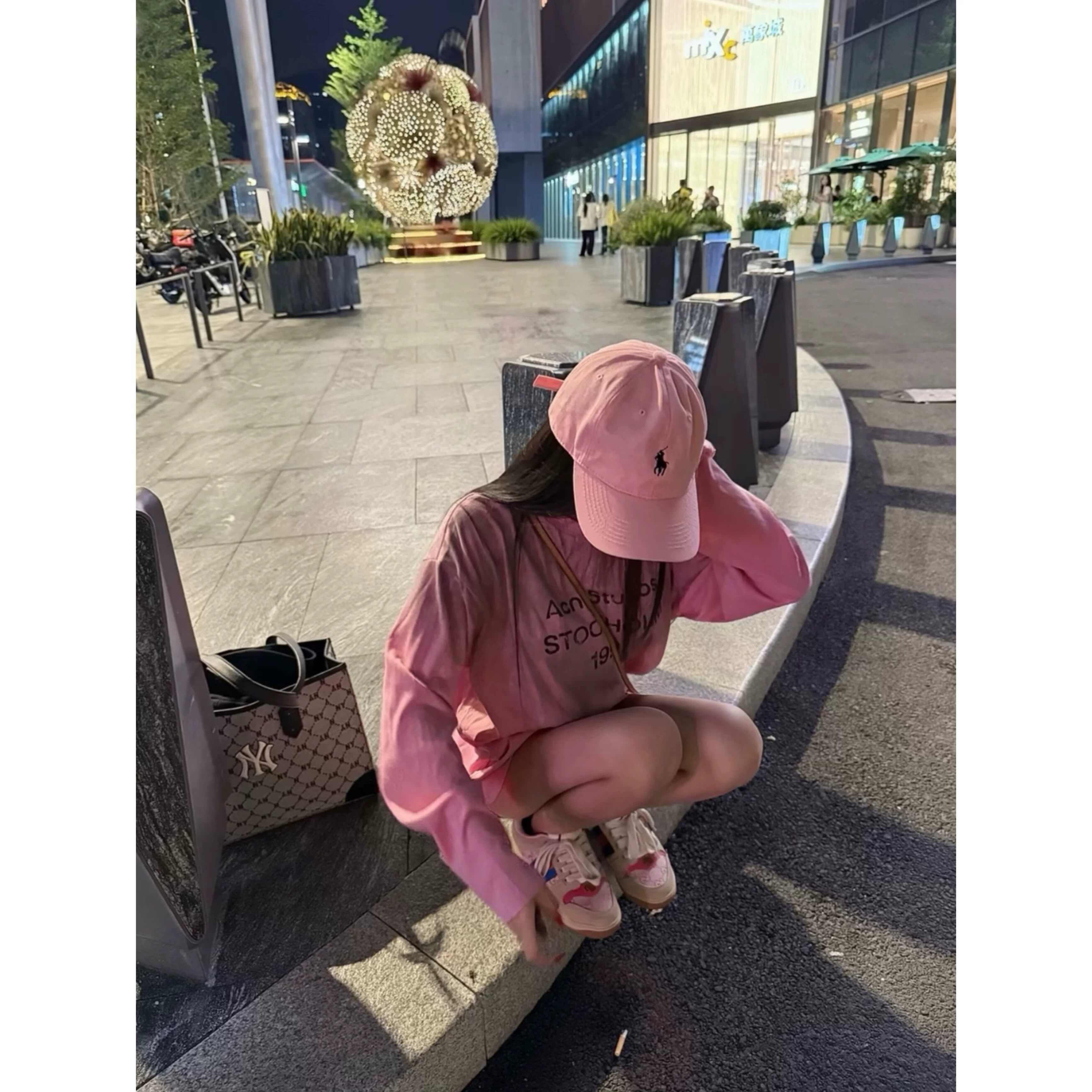 美式潮流粉色字母印花长袖t恤女