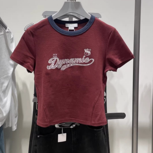 运动风撞色刺绣字母修身短袖T恤
