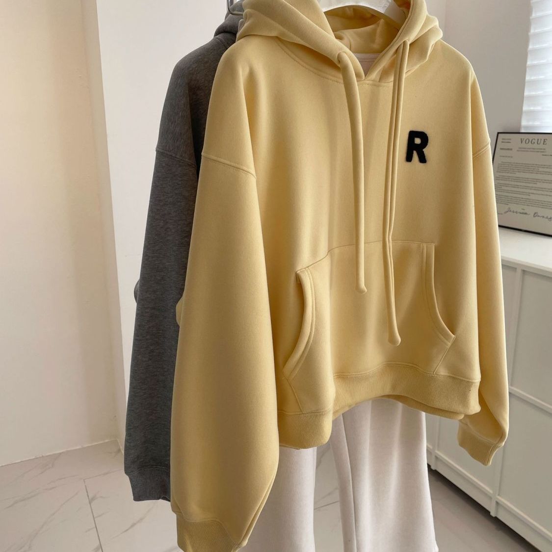 韩系显白加绒连帽卫衣女百搭显瘦