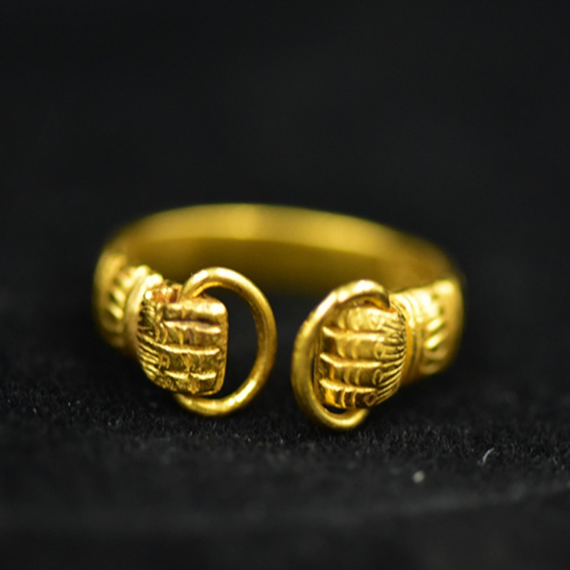 新品新款大权在握戒指时尚冷淡风