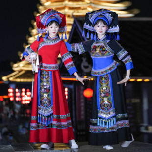 广西壮族三月三服装女演出服少数民族演出服土家族歌圩节舞蹈服饰