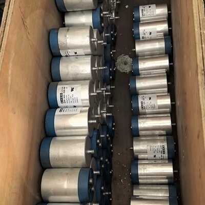 询价EACO薄膜无极电容SHP-900-520-FS 滤波电容可维修