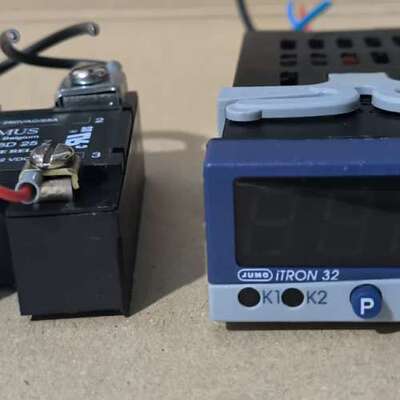议价久茂温控器 iTRON 32 702040/88-888-0