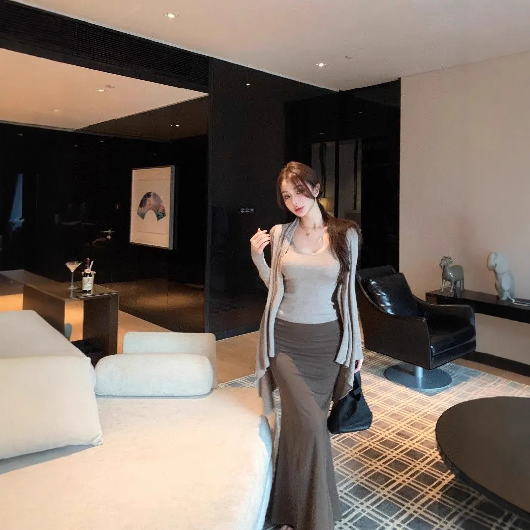 不规则慵懒长袖外套吊带背心女秋季休闲套装辣妹鱼尾半身裙三件套