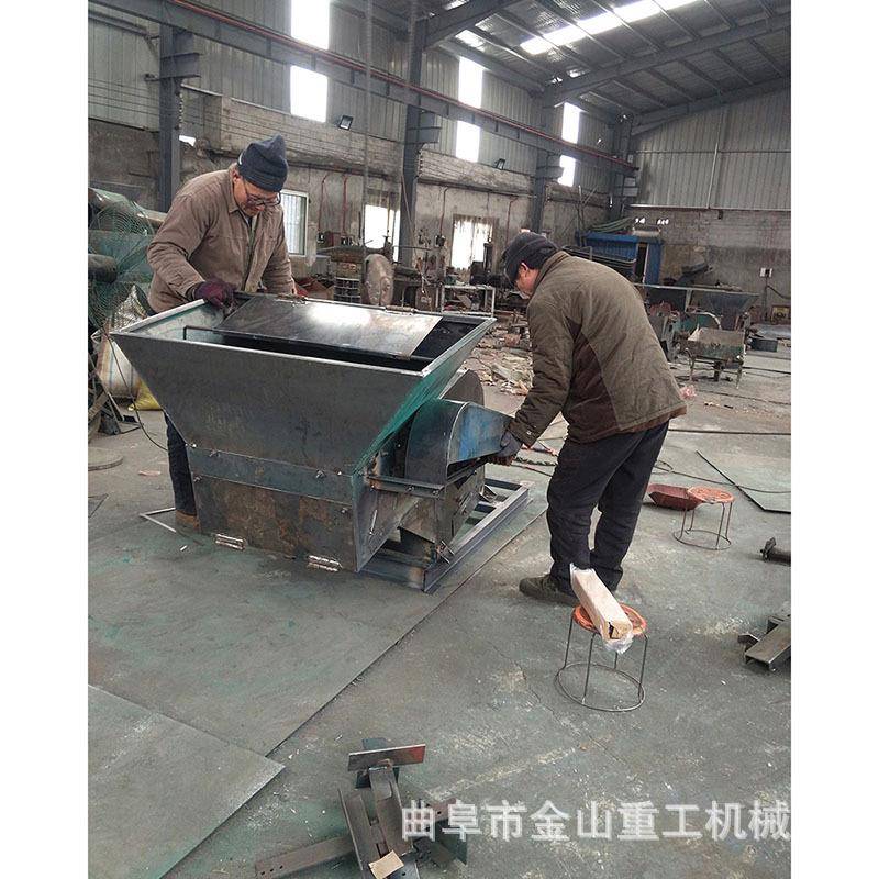 多功能树叶粉碎机锤式花生秧秸秆粉碎机龙钰机械自进料粉碎机