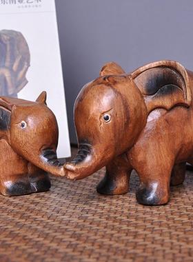 泰国进口特色工艺品礼品 东南亚装饰木雕卡通小萌象桌面摆设摆件