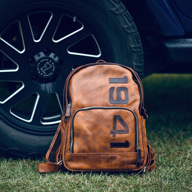 手工擦色植鞣牛皮双肩包美式复古机车越野真皮背包潮流旅行包男士