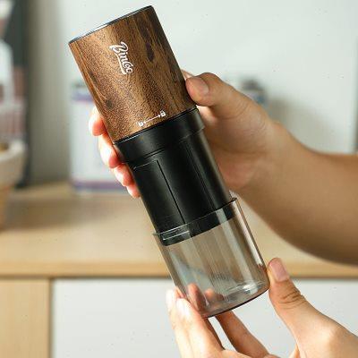 Bincoo电动磨豆机钢芯咖啡豆研磨器小型家用便携木纹磨粉咖啡器具