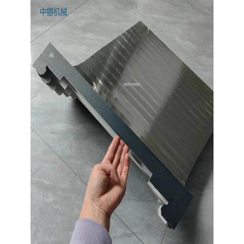原装台群T-V856S加工中心Z轴盔甲防护罩导轨保护罩机床挡屑板现货
