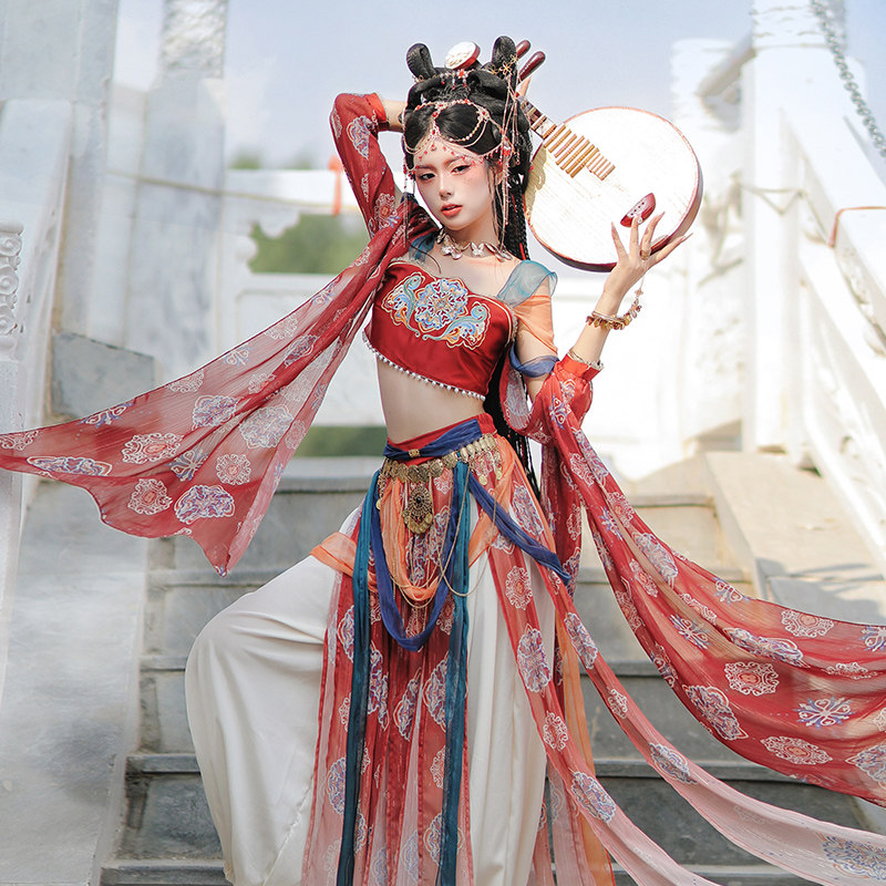敦煌飞天异域风情舞蹈服摄影旅拍