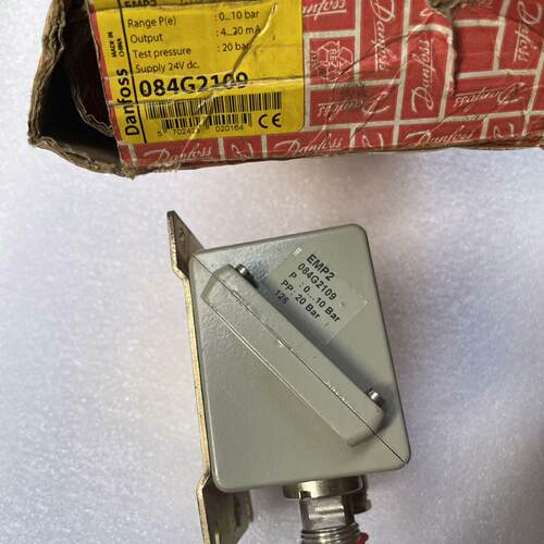 议价EMP2 084G2109 压力变送器 0-10bar 工业传感元件维修