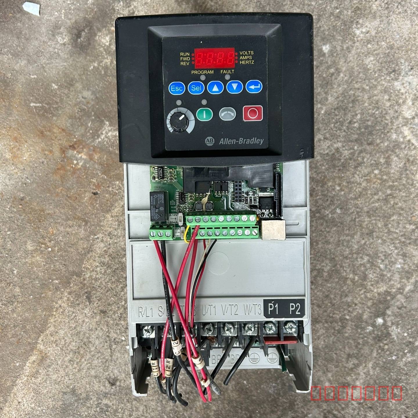 议价AB变频器 22B-D017N104 7.5KW，货，咨维修