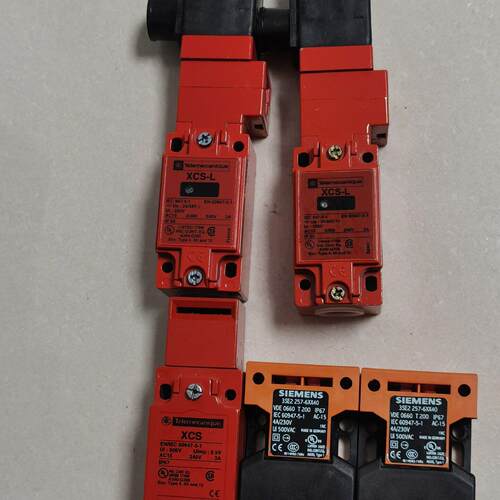 议价3SE2 257-6XX40 安全门开关 工控自动化配件维修