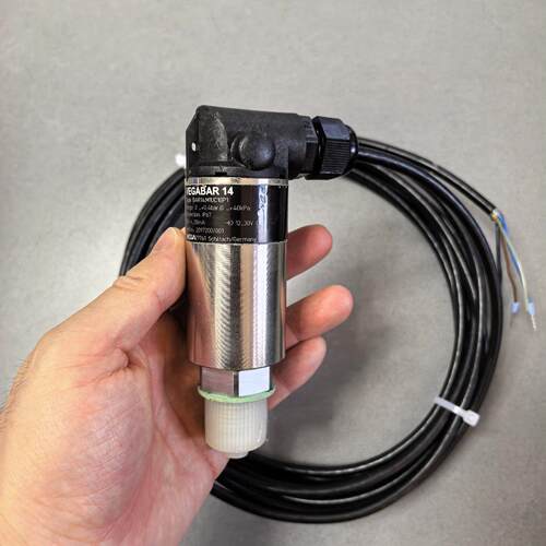 议价VEGA BAR14 M1UC1GP1 压力传感器 工业压力变送器维修