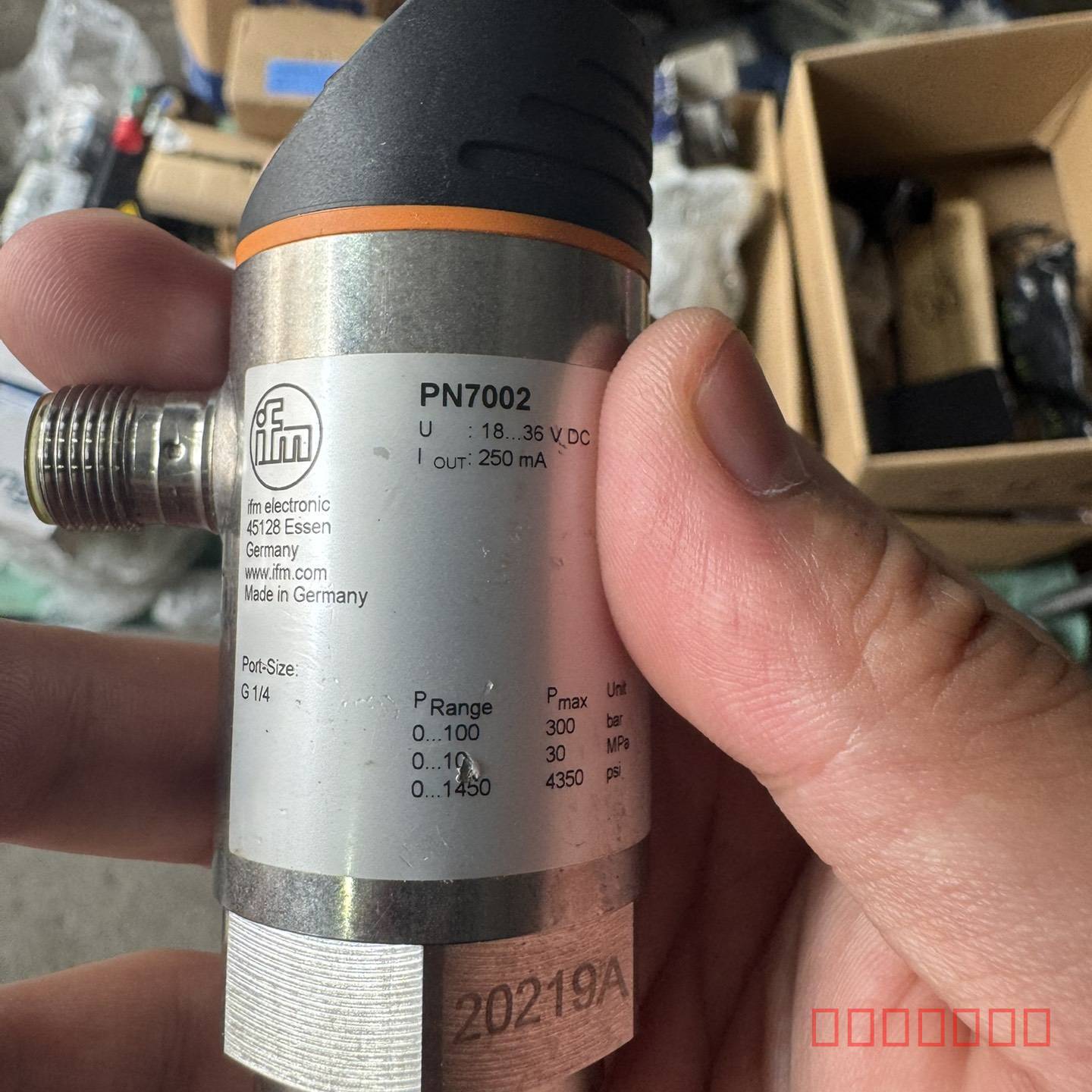 议价IFM易福门压力传感器PN7002，工业自动维修