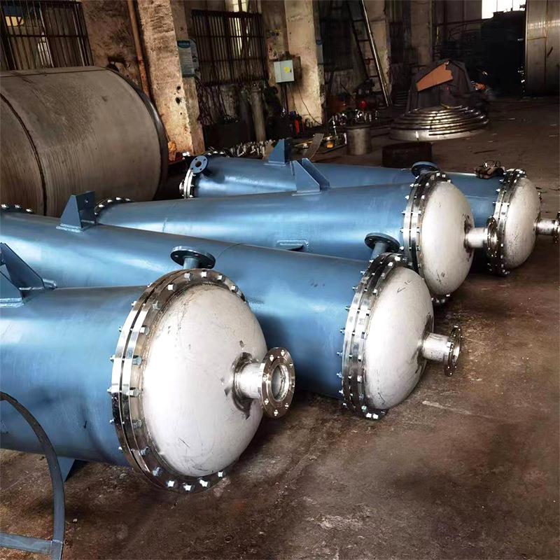 定制冷凝器换热搪瓷列管高压传热设备液压油水冷凝内循环器