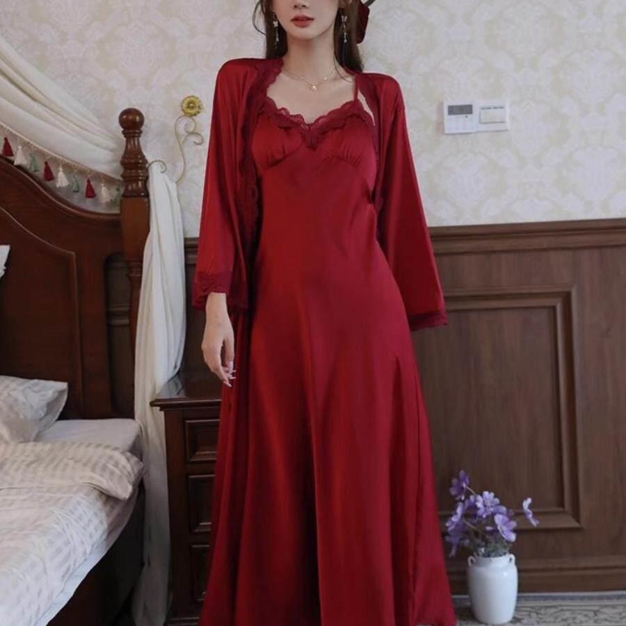 大码胖mm200斤冰丝高级感新婚睡裙女晨袍红色带胸垫长款吊带睡衣