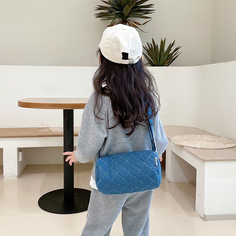 韩版儿童斜挎包小女孩牛仔布包百搭休闲男童小挎包宝宝水桶单肩包,玩具/童车/益智/积木/模型,斜挎包/拎包/腰包,淘宝优惠券,粉丝福利购,淘宝优惠卷