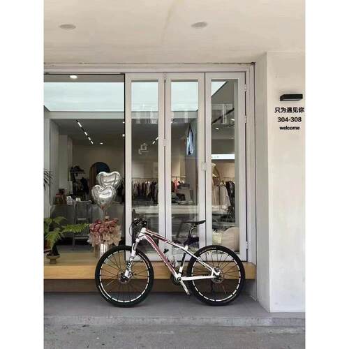 左右推拉折叠窗铝合金咖啡奶茶店厨房吧台开放式吧台全开铝合金窗