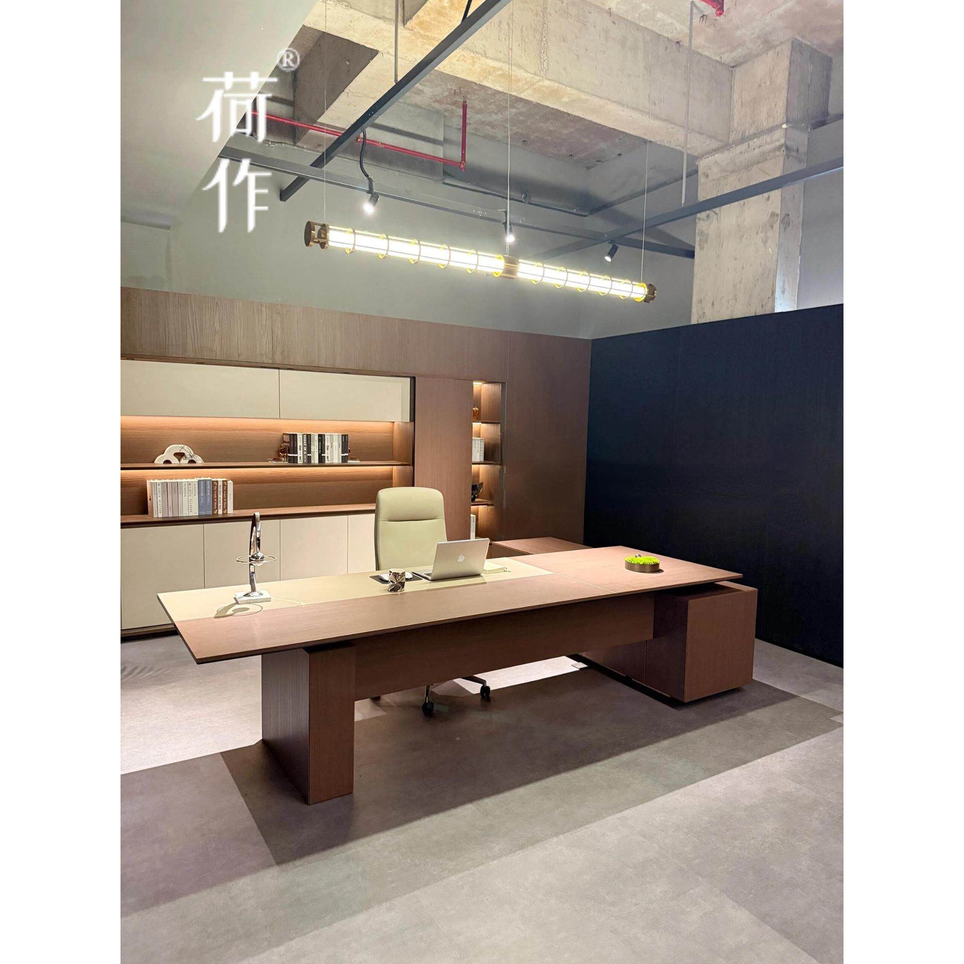 荷作新中式北美实木黑胡桃木办公桌椅组合时尚大气总裁桌大班台